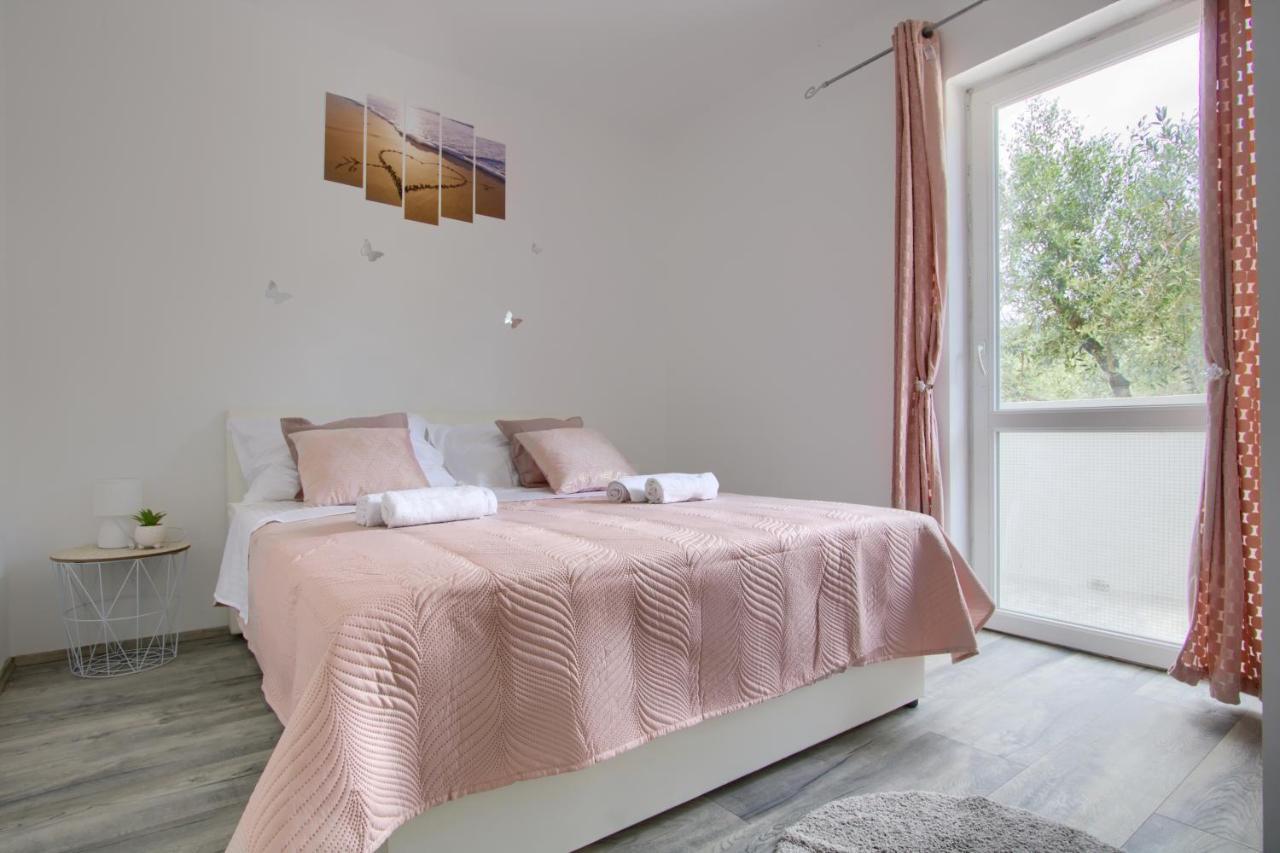 Apartments Villa Mihaela Banj Zewnętrze zdjęcie