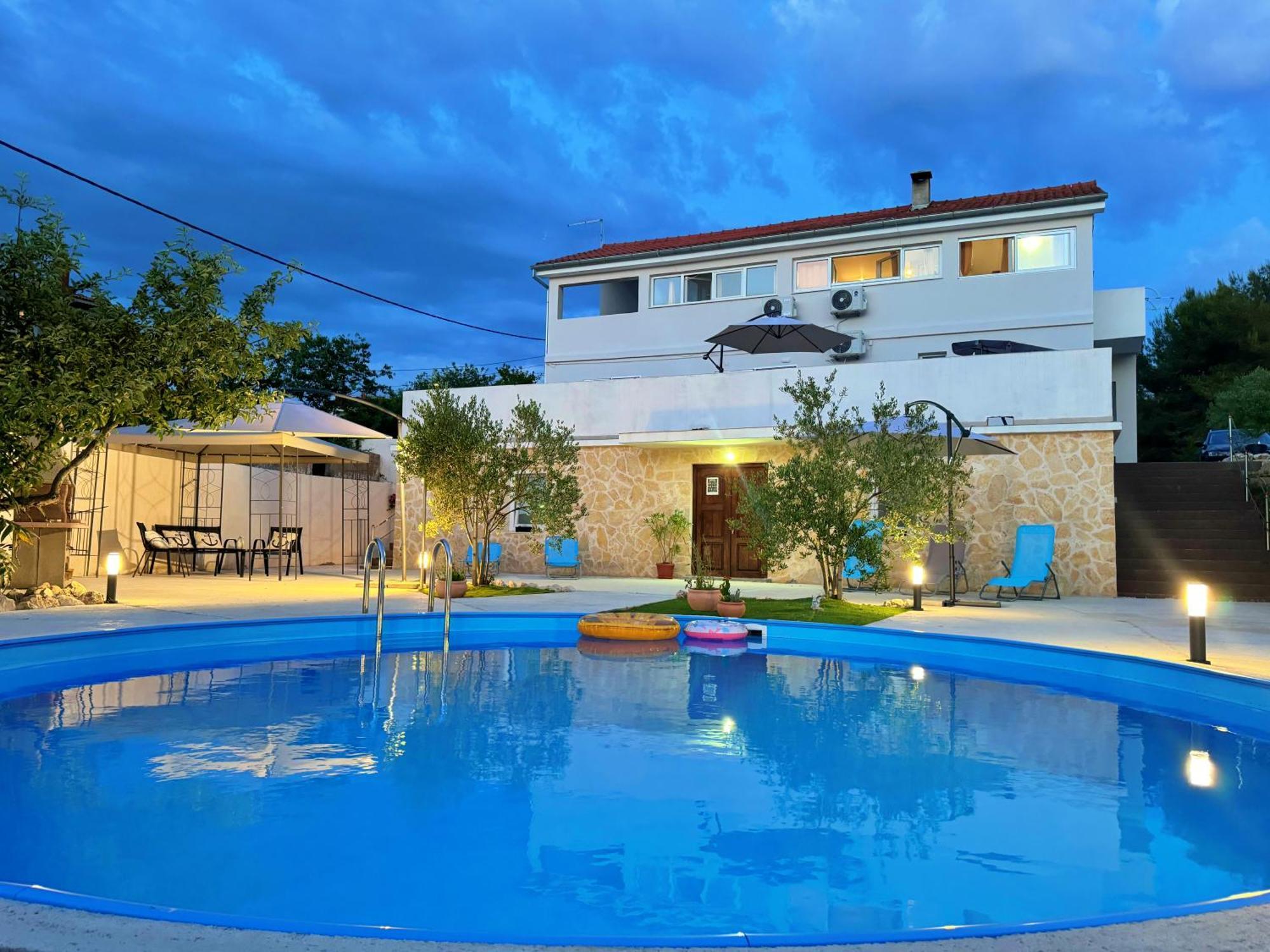 Apartments Villa Mihaela Banj Zewnętrze zdjęcie