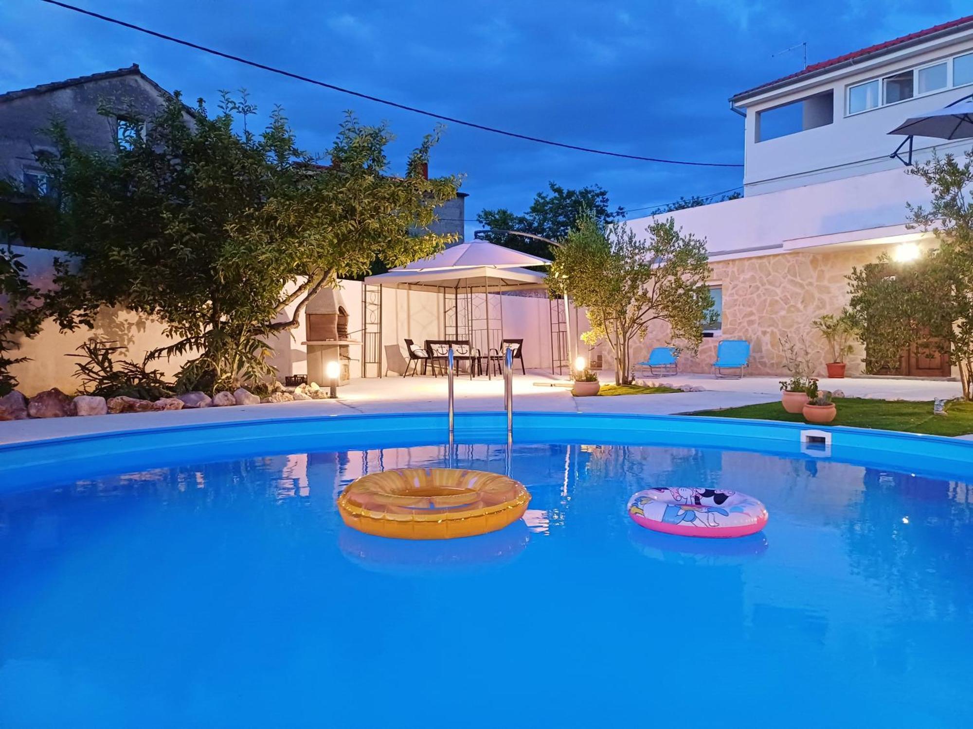 Apartments Villa Mihaela Banj Zewnętrze zdjęcie